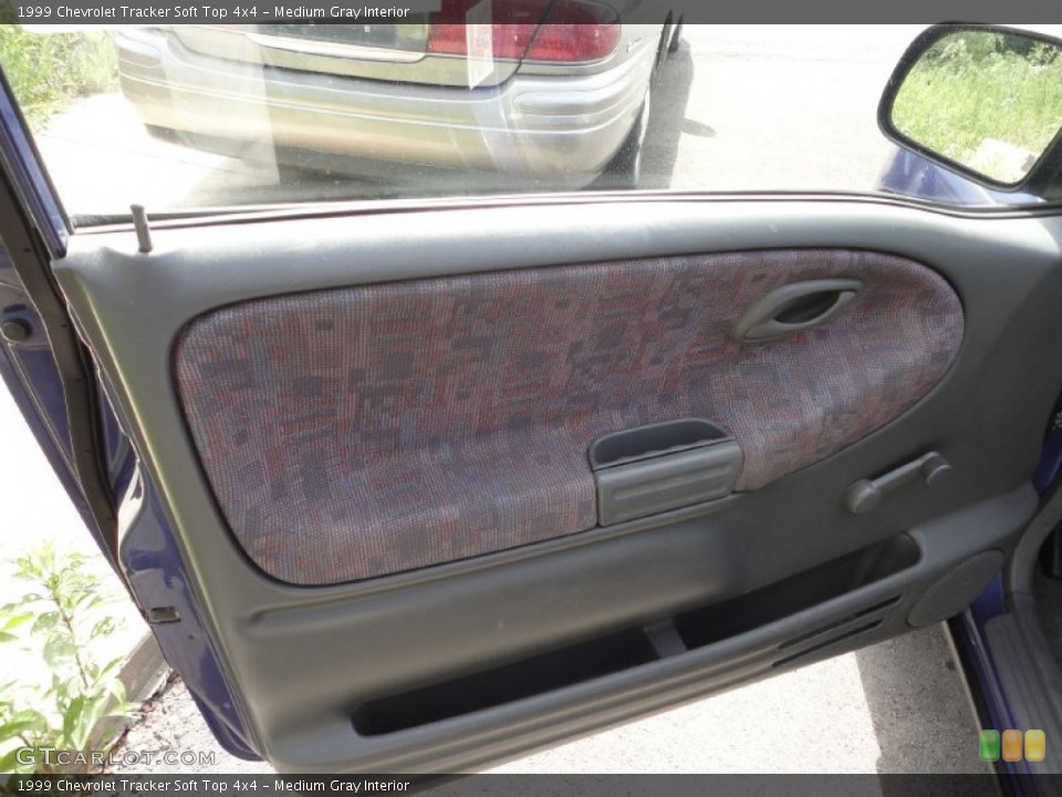 Medium Gray Interior Door Panel for the 1999 Chevrolet Tracker Soft Top 4x4 #51458763