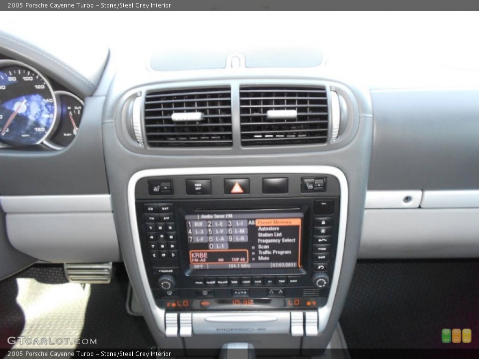 Stone/Steel Grey Interior Controls for the 2005 Porsche Cayenne Turbo #51463265