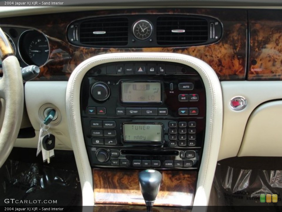 Sand Interior Controls for the 2004 Jaguar XJ XJR #51464712