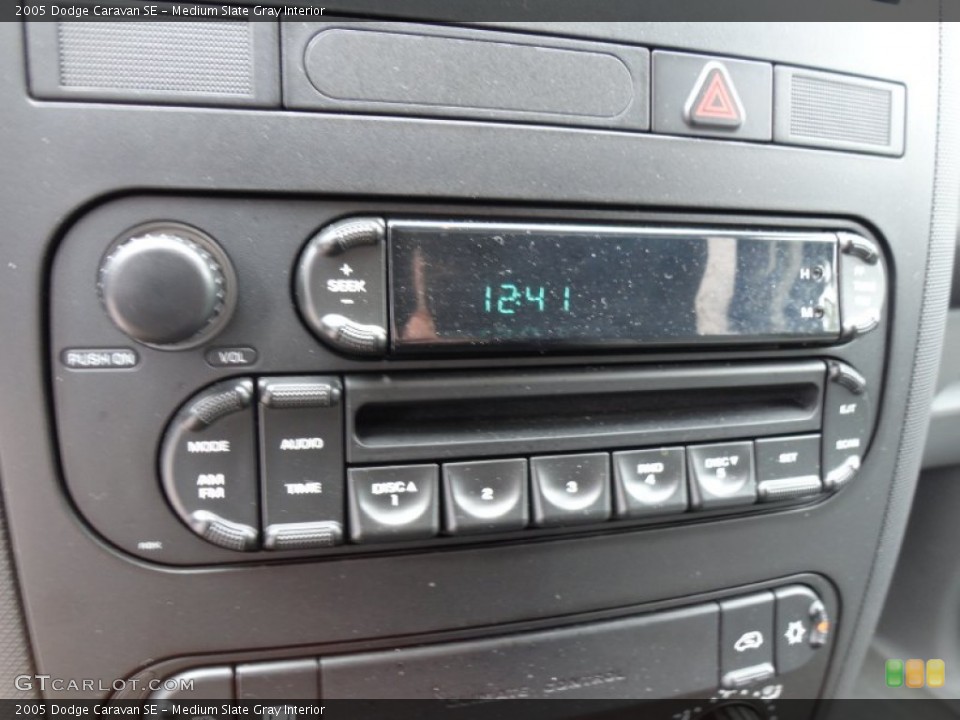 Medium Slate Gray Interior Controls for the 2005 Dodge Caravan SE #51476403