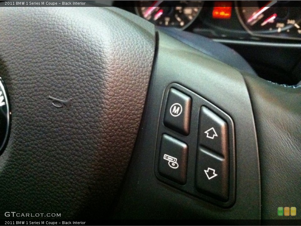 Black Interior Controls for the 2011 BMW 1 Series M Coupe #51480241