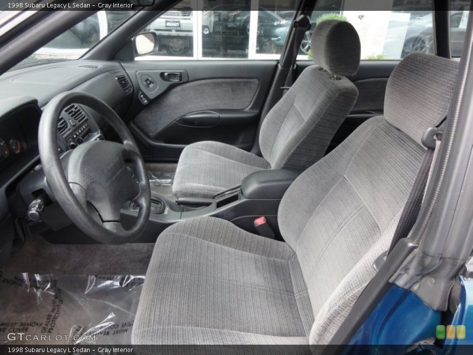 Gray Interior Photo for the 1998 Subaru Legacy L Sedan #51481466