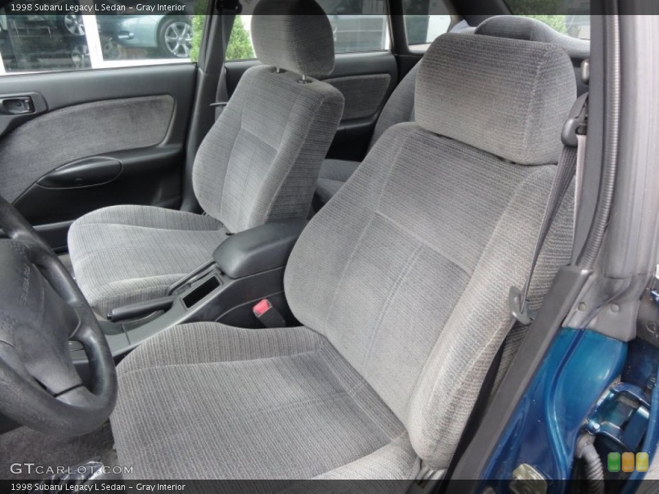 Gray Interior Photo for the 1998 Subaru Legacy L Sedan #51481486