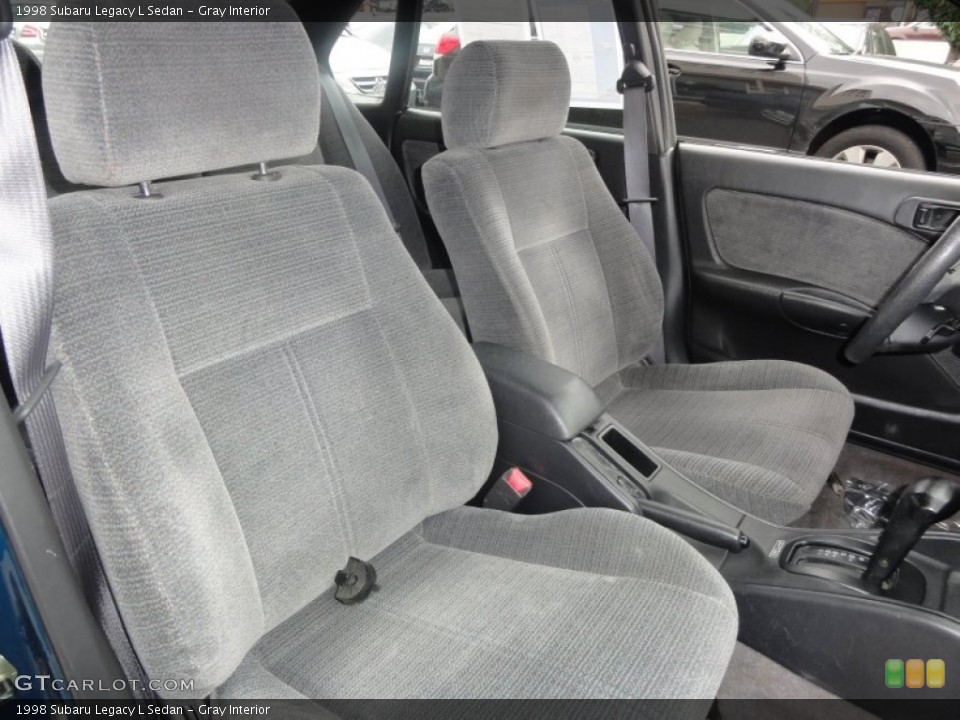 Gray Interior Photo for the 1998 Subaru Legacy L Sedan #51481609