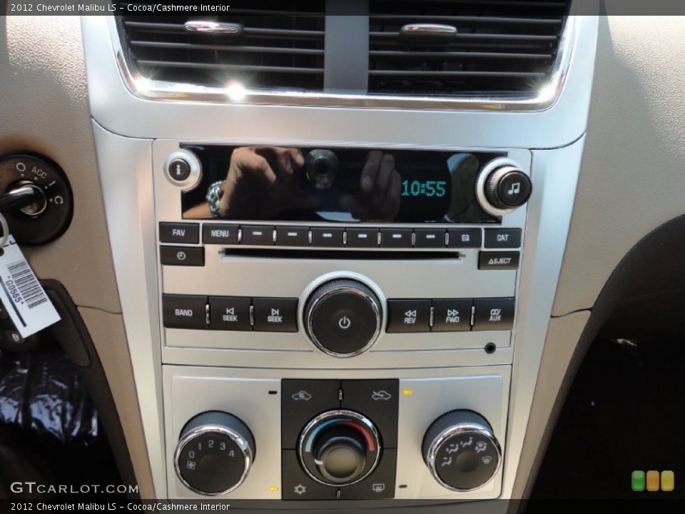 Cocoa/Cashmere Interior Controls for the 2012 Chevrolet Malibu LS #51486187