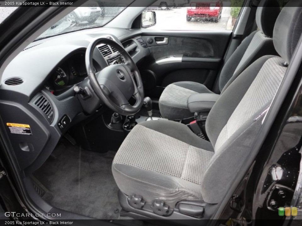 Black Interior Photo for the 2005 Kia Sportage LX #51490630