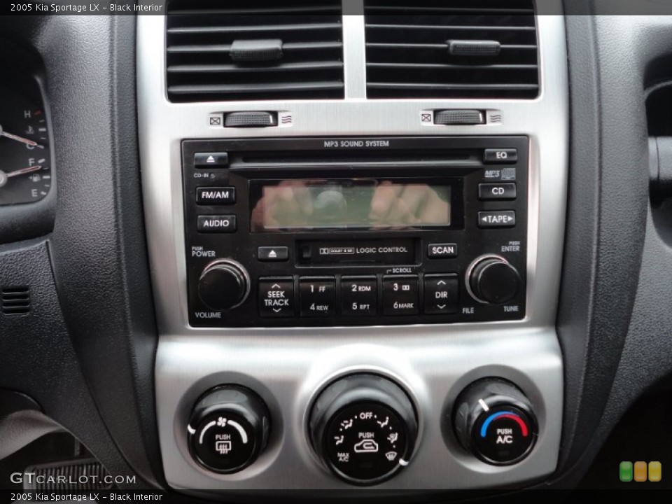 Black Interior Controls for the 2005 Kia Sportage LX #51490693