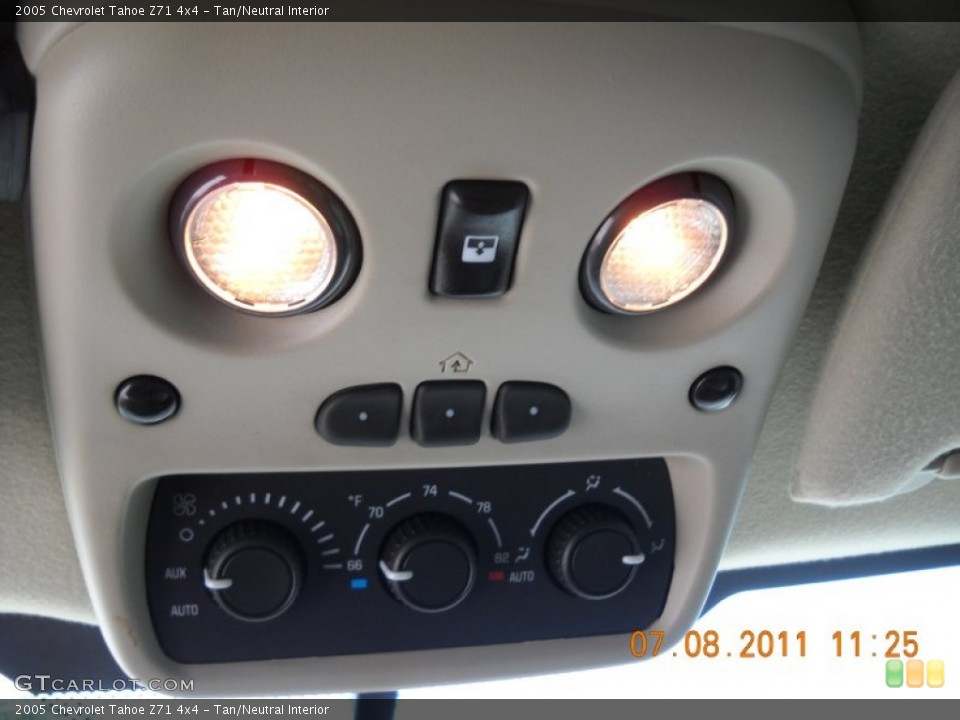 Tan/Neutral Interior Controls for the 2005 Chevrolet Tahoe Z71 4x4 #51492340