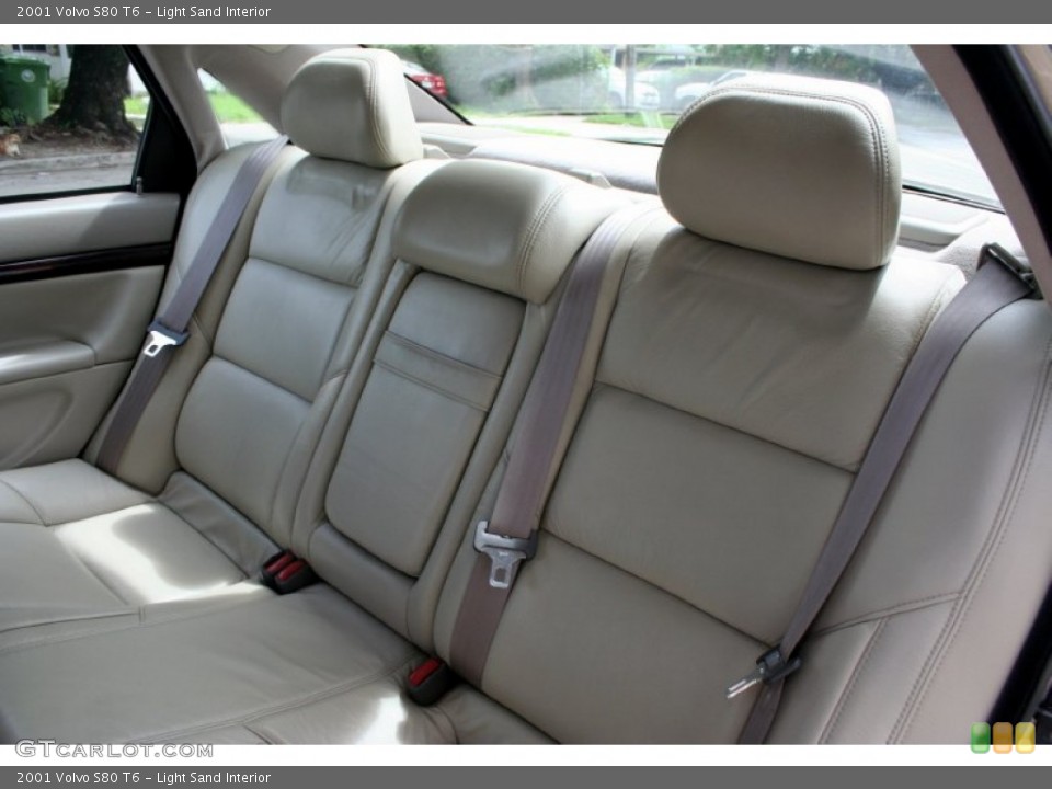 Light Sand Interior Photo for the 2001 Volvo S80 T6 #51495109