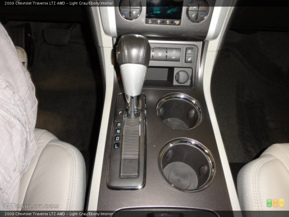 Light Gray/Ebony Interior Transmission for the 2009 Chevrolet Traverse LTZ AWD #51500989
