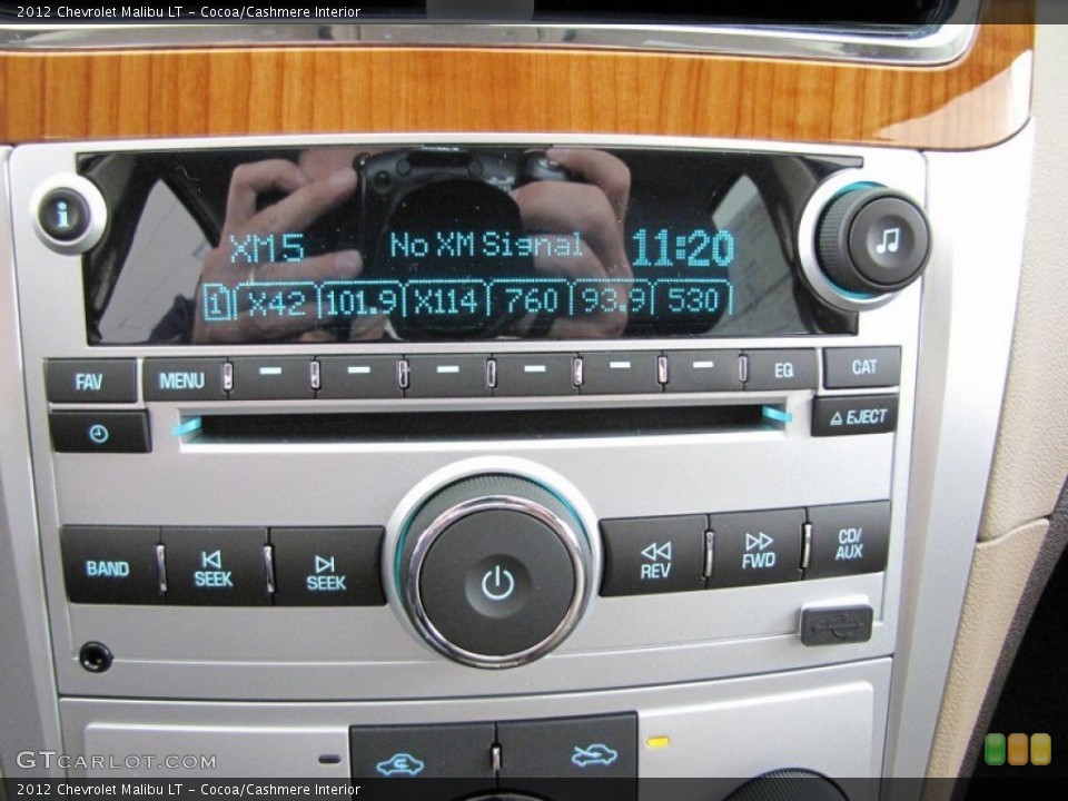 Cocoa/Cashmere Interior Controls for the 2012 Chevrolet Malibu LT #51501031