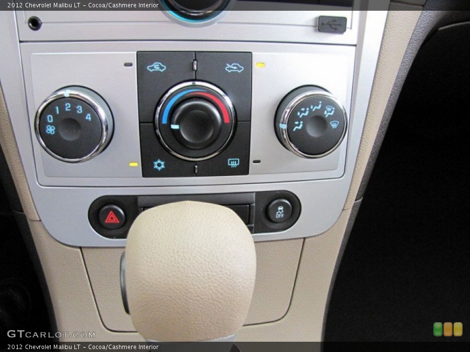 Cocoa/Cashmere Interior Controls for the 2012 Chevrolet Malibu LT #51501241
