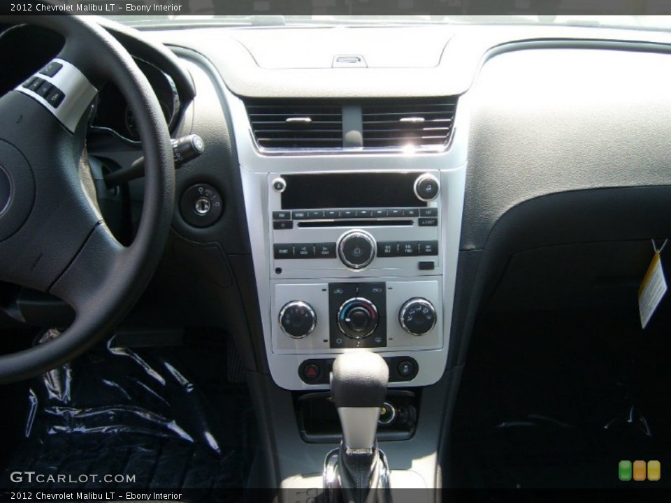 Ebony Interior Controls for the 2012 Chevrolet Malibu LT #51502192