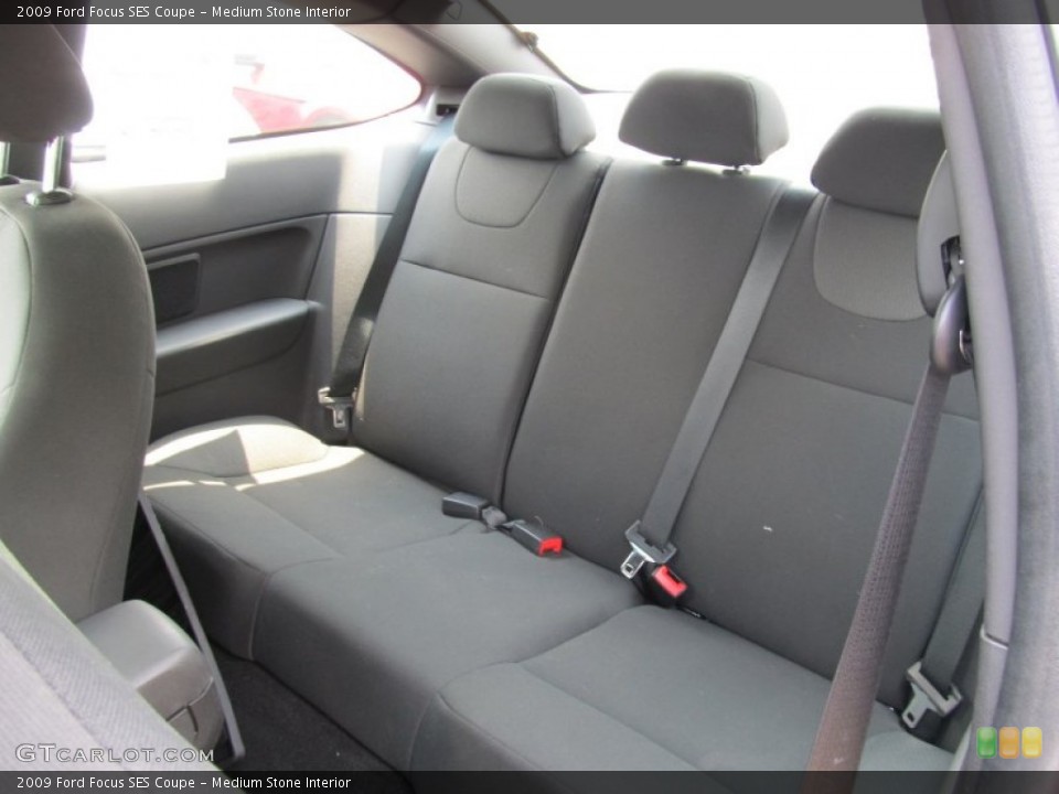 Medium Stone Interior Photo for the 2009 Ford Focus SES Coupe #51505033