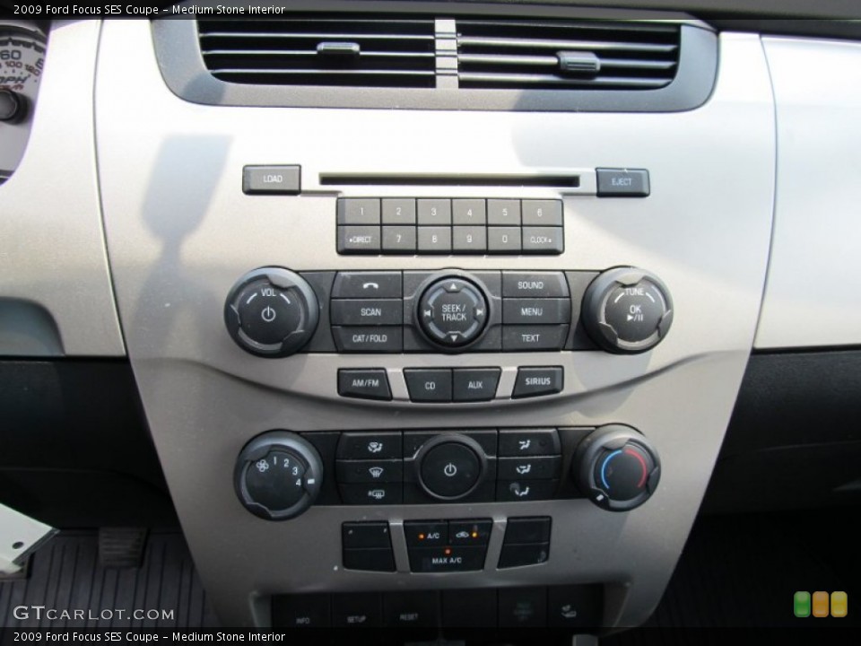 Medium Stone Interior Controls for the 2009 Ford Focus SES Coupe #51505060