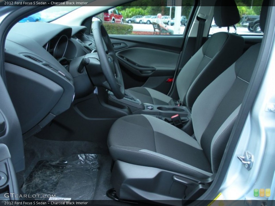 Charcoal Black Interior Photo for the 2012 Ford Focus S Sedan #51509851