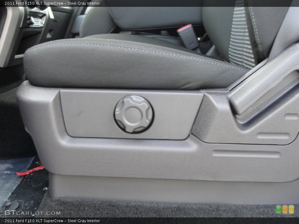 Steel Gray Interior Controls for the 2011 Ford F150 XLT SuperCrew #51509917