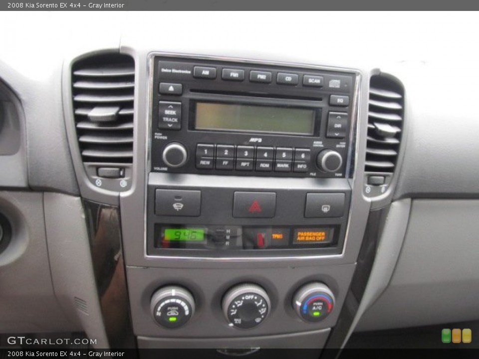 Gray Interior Controls for the 2008 Kia Sorento EX 4x4 #51509968
