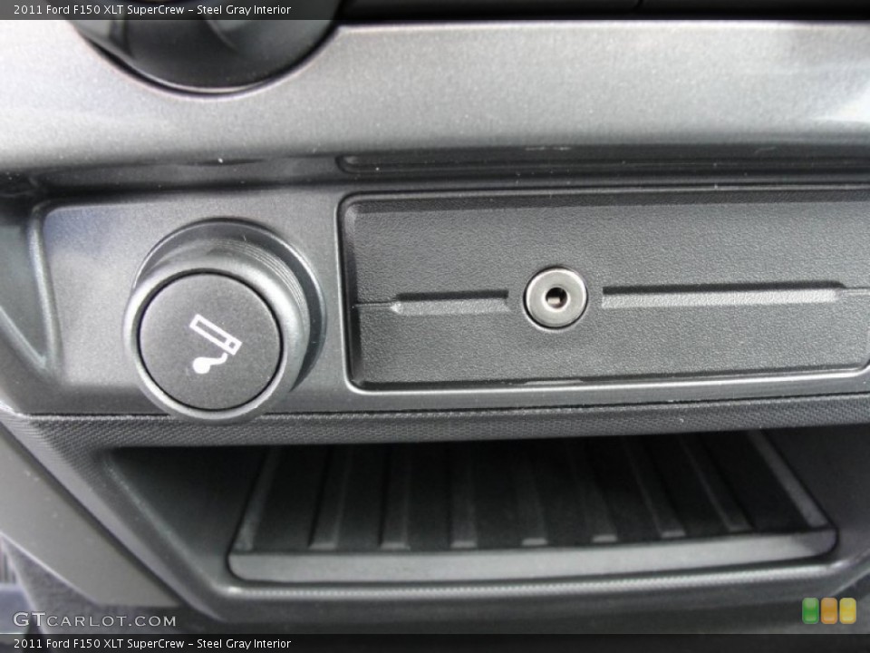 Steel Gray Interior Controls for the 2011 Ford F150 XLT SuperCrew #51510010