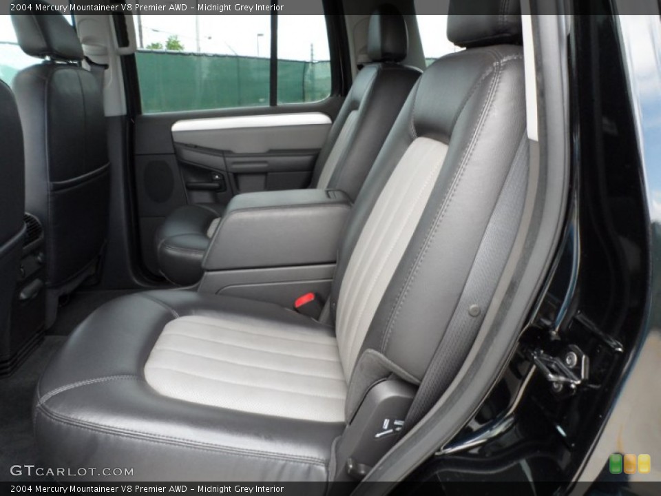 Midnight Grey Interior Photo for the 2004 Mercury Mountaineer V8 Premier AWD #51510652