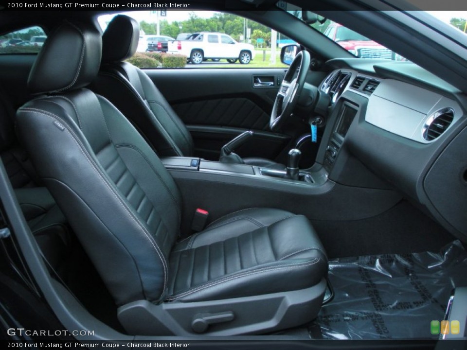 Charcoal Black Interior Photo for the 2010 Ford Mustang GT Premium Coupe #51511447