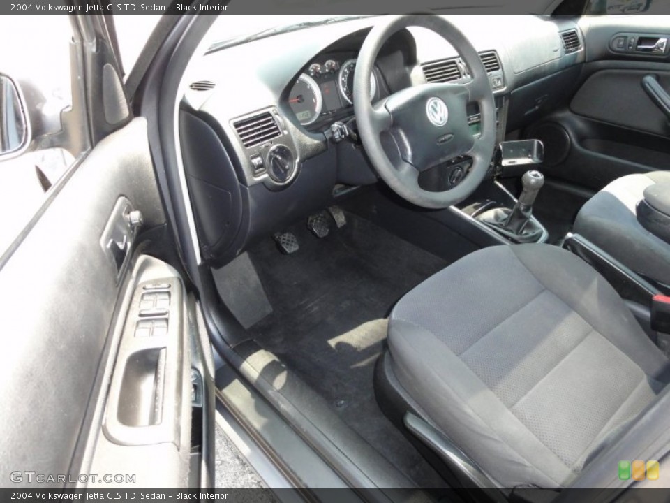 Black Interior Photo for the 2004 Volkswagen Jetta GLS TDI Sedan #51511477
