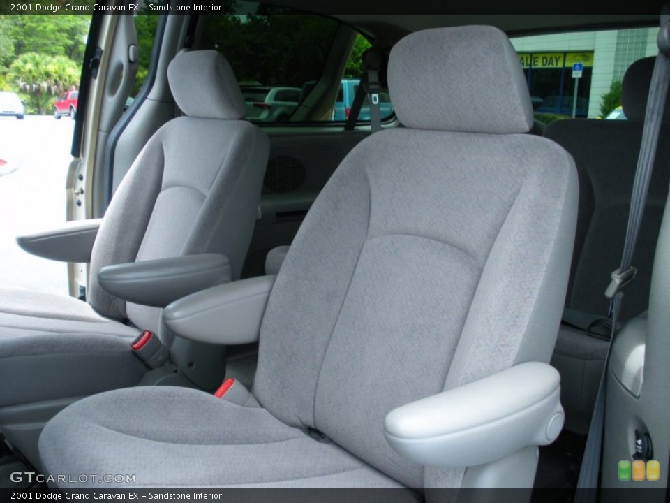 Sandstone Interior Photo for the 2001 Dodge Grand Caravan EX #51512221