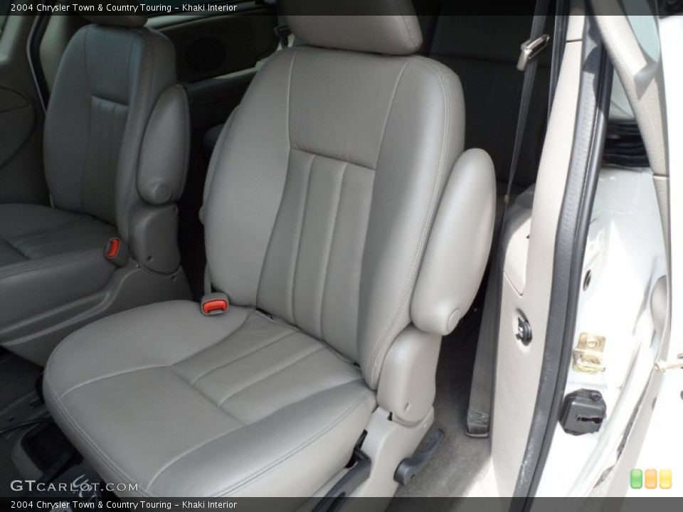 Khaki Interior Photo for the 2004 Chrysler Town & Country Touring #51512779