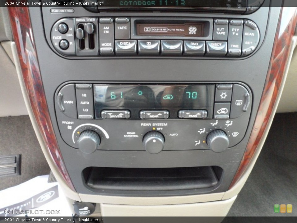 Khaki Interior Controls for the 2004 Chrysler Town & Country Touring #51512903