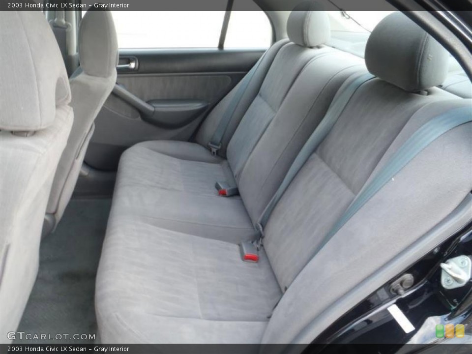 Gray Interior Photo for the 2003 Honda Civic LX Sedan #51513076