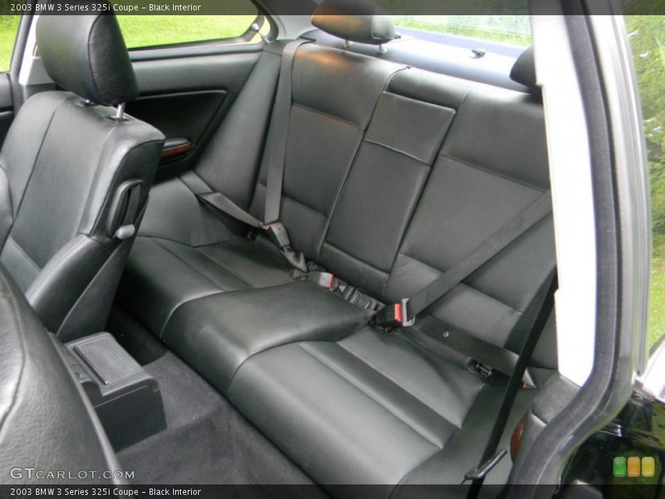 Black Interior Photo for the 2003 BMW 3 Series 325i Coupe #51514369