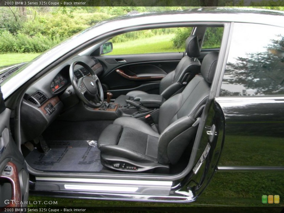 Black Interior Photo for the 2003 BMW 3 Series 325i Coupe #51514501