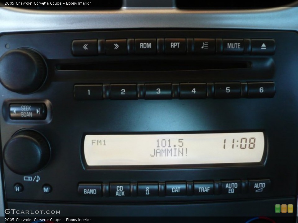 Ebony Interior Controls for the 2005 Chevrolet Corvette Coupe #51518569