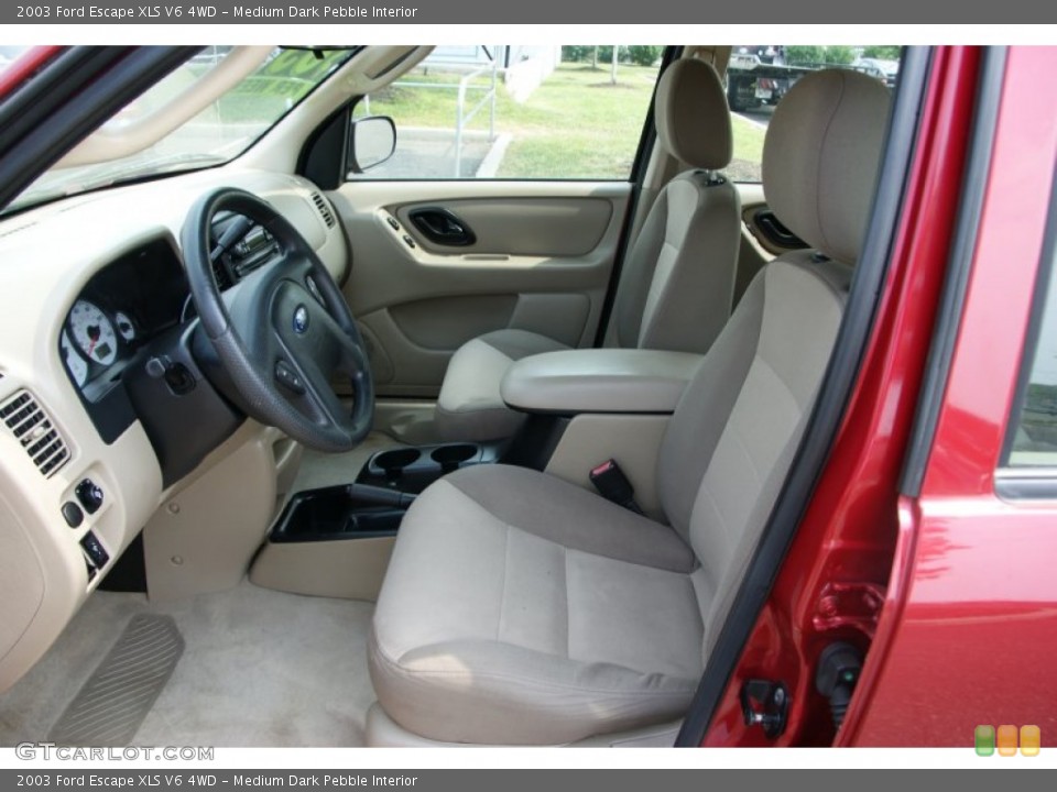Medium Dark Pebble Interior Photo for the 2003 Ford Escape XLS V6 4WD #51523912