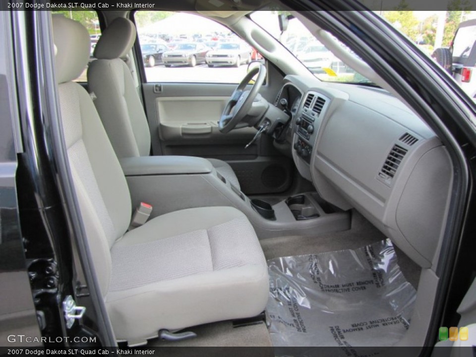 Khaki Interior Photo for the 2007 Dodge Dakota SLT Quad Cab #51526714