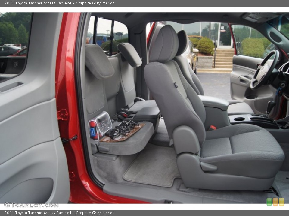 Graphite Gray Interior Photo for the 2011 Toyota Tacoma Access Cab 4x4 #51529168