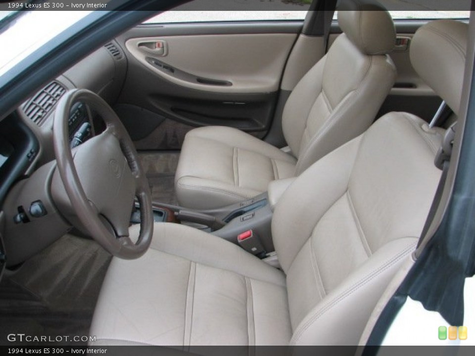 Ivory Interior Photo for the 1994 Lexus ES 300 #51530137