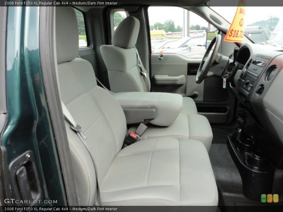 Medium/Dark Flint Interior Photo for the 2008 Ford F150 XL Regular Cab 4x4 #51535048
