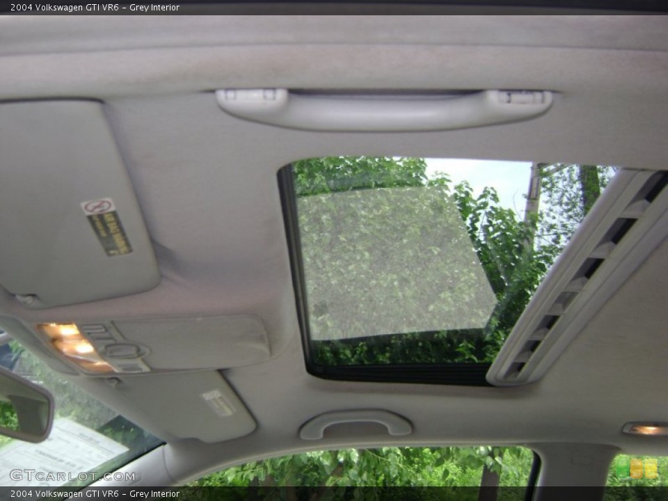 Grey Interior Sunroof for the 2004 Volkswagen GTI VR6 #51538177