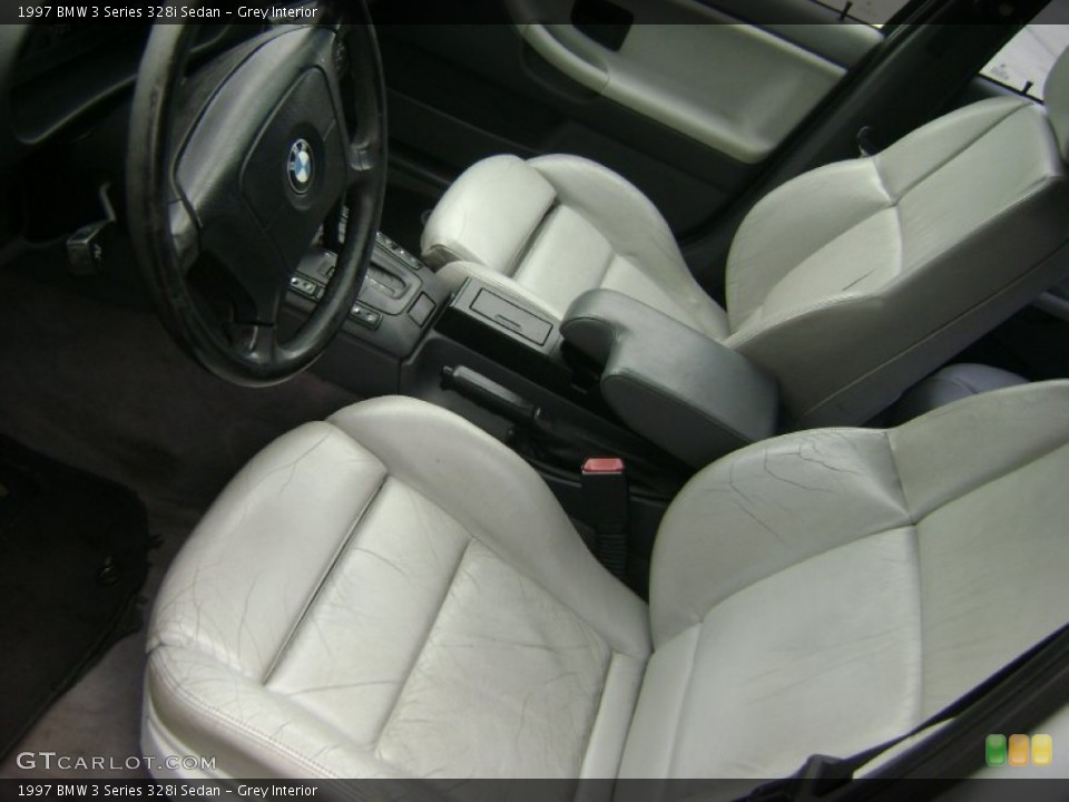 Grey Interior Photo for the 1997 BMW 3 Series 328i Sedan #51538534