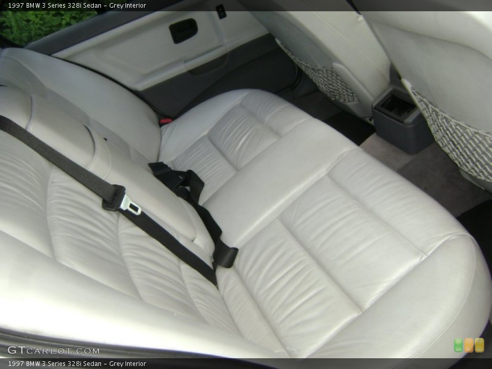 Grey Interior Photo for the 1997 BMW 3 Series 328i Sedan #51538600