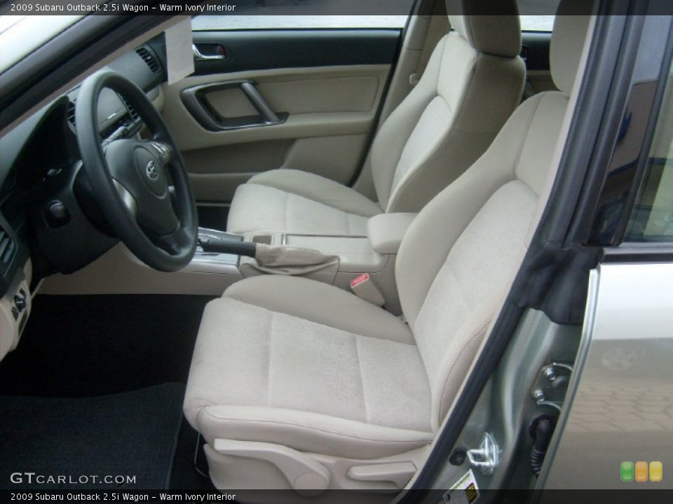 Warm Ivory Interior Photo for the 2009 Subaru Outback 2.5i Wagon #51554580