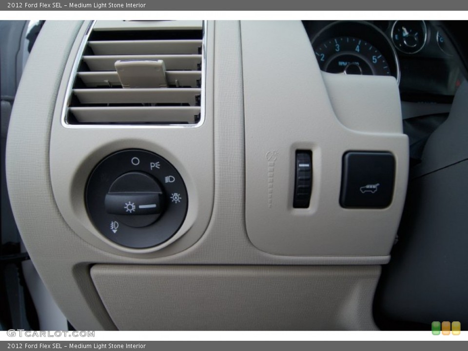 Medium Light Stone Interior Controls for the 2012 Ford Flex SEL #51555528