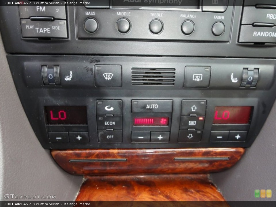 Melange Interior Controls for the 2001 Audi A6 2.8 quattro Sedan #51555762