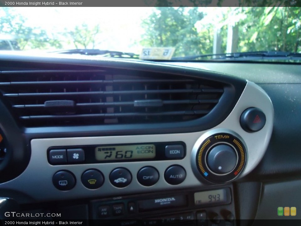 Black Interior Controls for the 2000 Honda Insight Hybrid #51559254