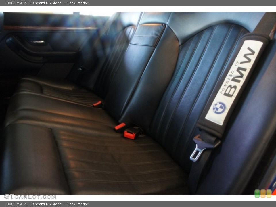 Black Interior Photo for the 2000 BMW M5  #51568479
