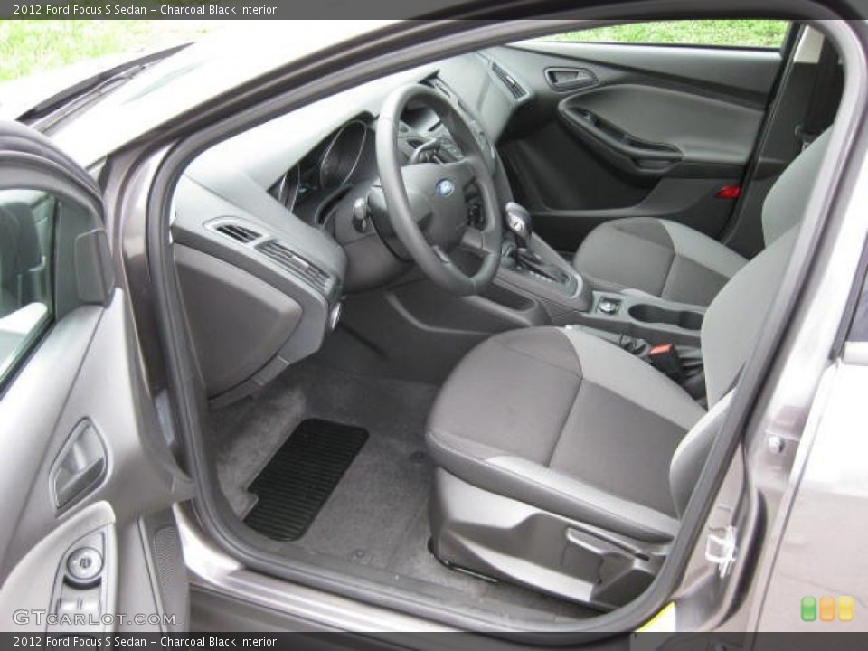 Charcoal Black Interior Photo for the 2012 Ford Focus S Sedan #51572731