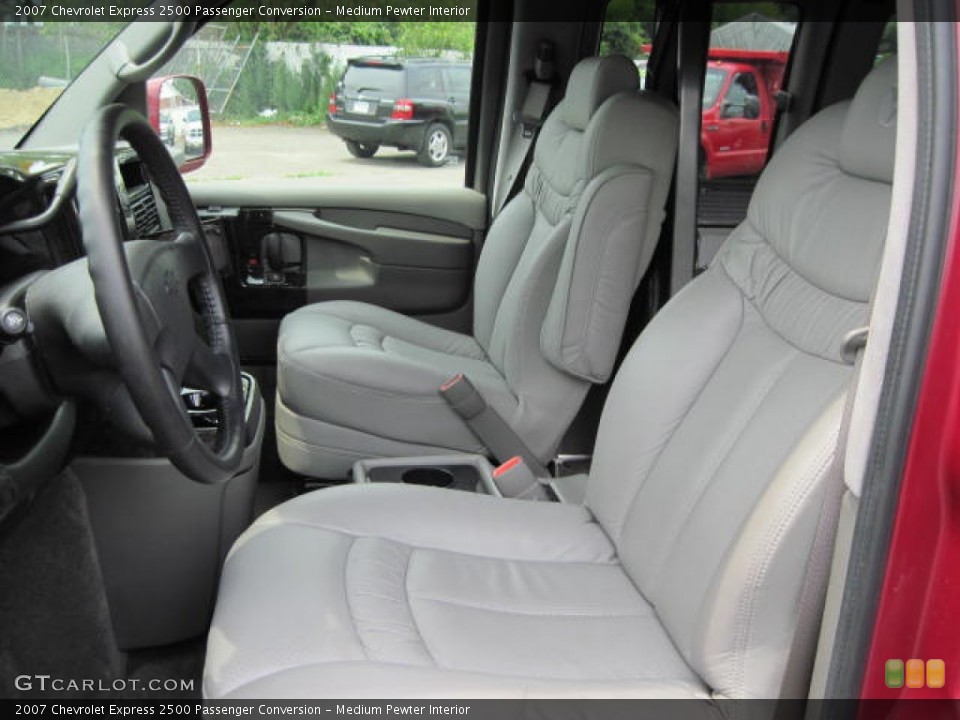 Medium Pewter Interior Photo for the 2007 Chevrolet Express 2500 Passenger Conversion #51575290