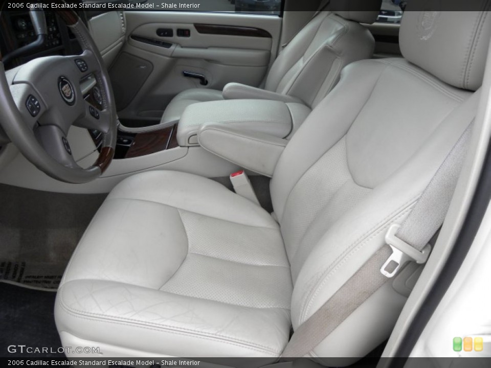 Shale Interior Photo for the 2006 Cadillac Escalade  #51577963