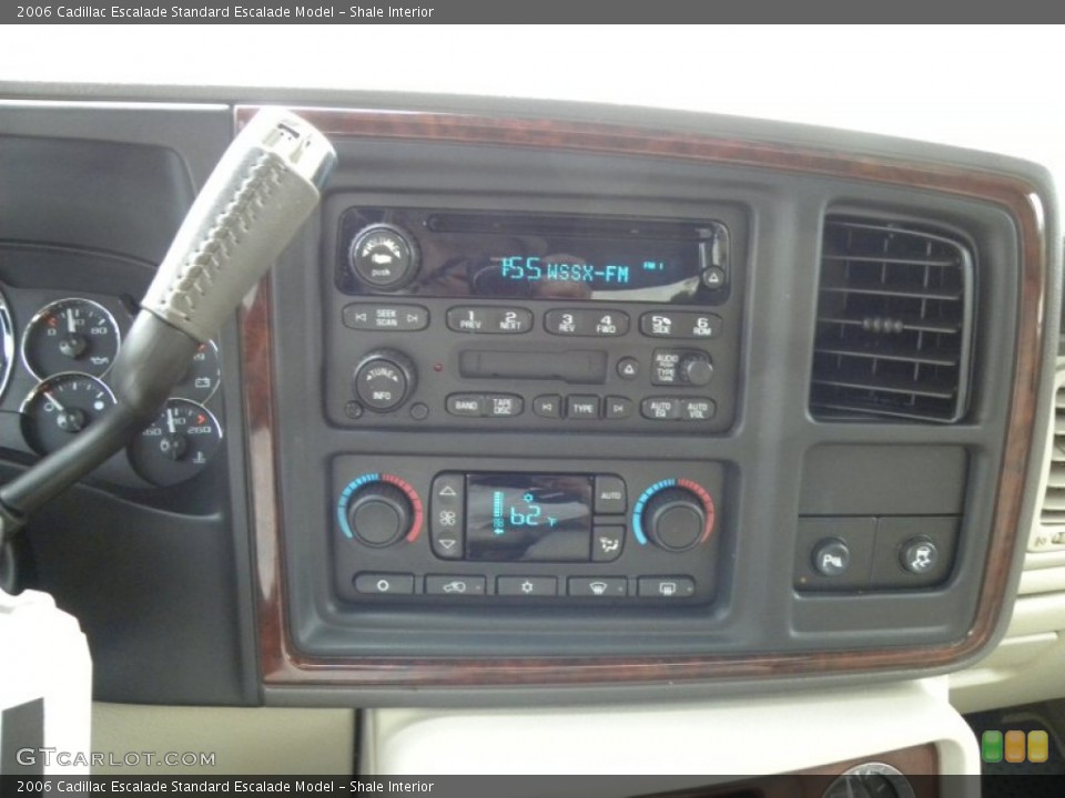 Shale Interior Controls for the 2006 Cadillac Escalade  #51578245
